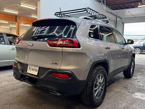 2017 Jeep Cherokee Sport