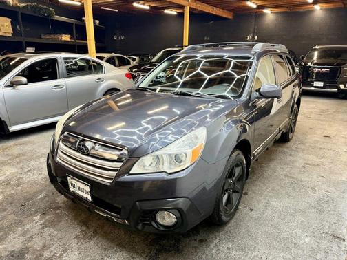 2013 Subaru Outback 2.5i Premium