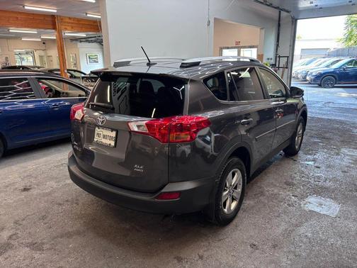 Magnetic Gray Metallic 2015 Toyota RAV4 XLE