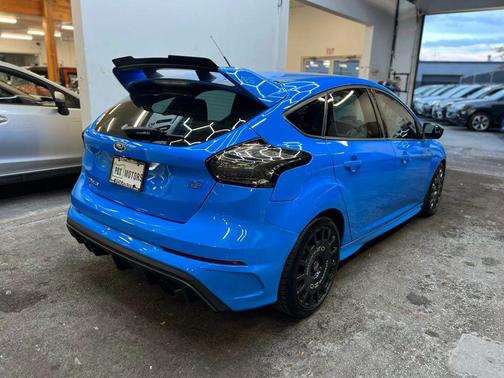 2017 Ford Focus RS Base