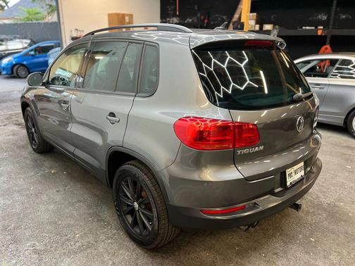 2015 Volkswagen Tiguan 2.0T SE 4MOTION