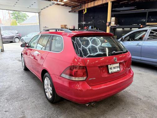 2011 Volkswagen Jetta SportWagen TDI