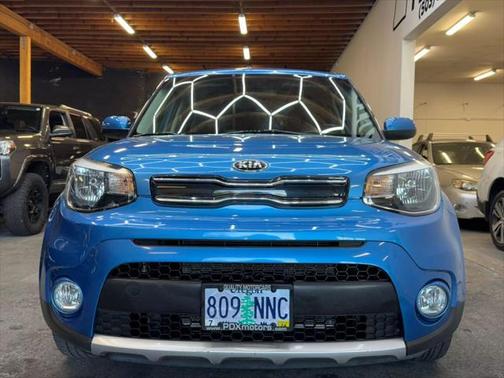 2017 Kia Soul +