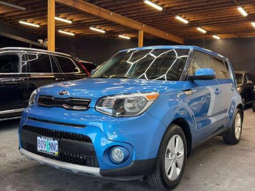 2017 Kia Soul +
