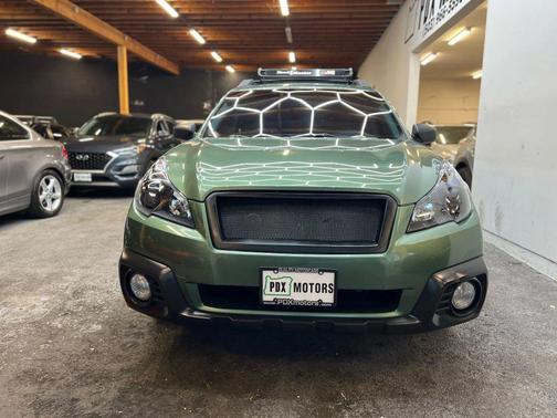 2014 Subaru Outback 2.5i