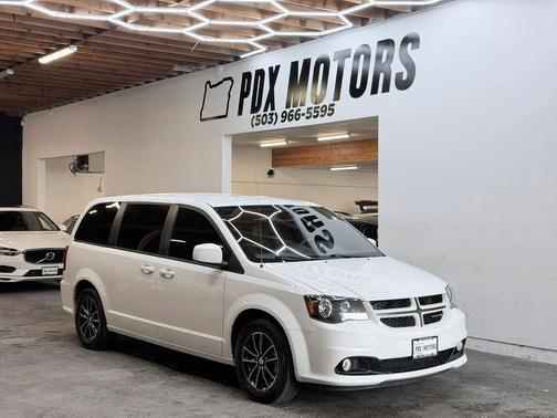White Knuckle Clearcoat 2019 Dodge Grand Caravan GT