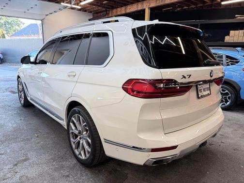 White 2020 BMW X7 xDrive40i