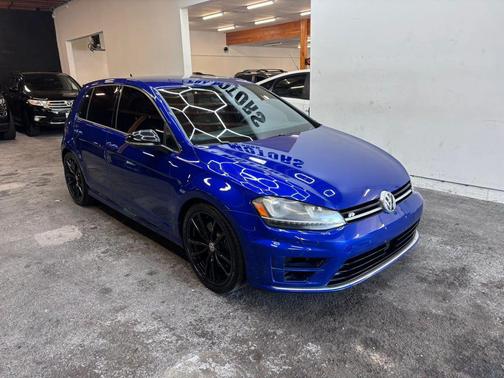 Lapiz Blue Metallic 2017 Volkswagen Golf R 2.0T Manual