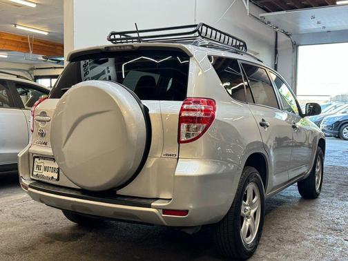2012 Toyota RAV4 Sport