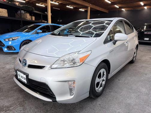 2012 Toyota Prius Two