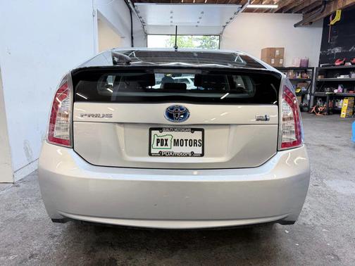 2012 Toyota Prius Two