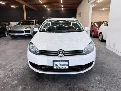 Candy White 2011 Volkswagen Jetta SportWagen TDI