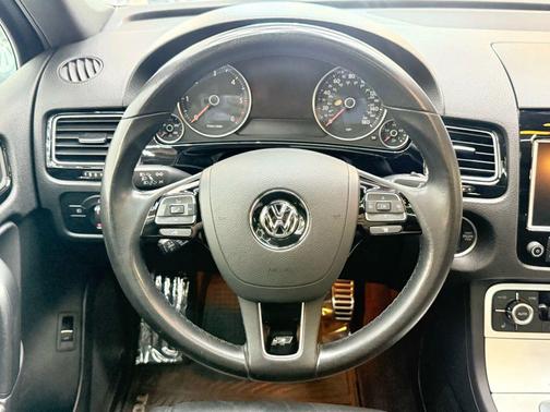 2014 Volkswagen Touareg TDI R-Line
