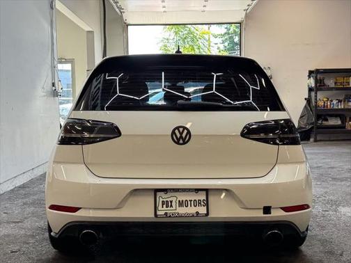 2018 Volkswagen Golf GTI 2.0T S 4-Door