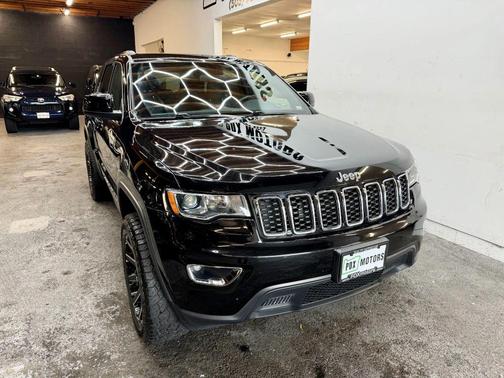2021 Jeep Grand Cherokee Laredo