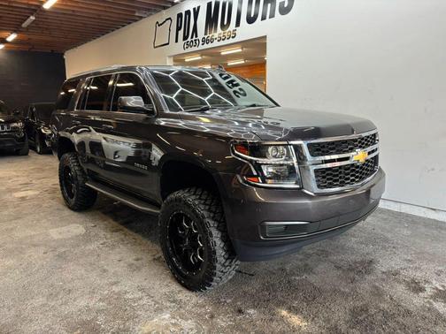 Gray 2018 Chevrolet Tahoe LT