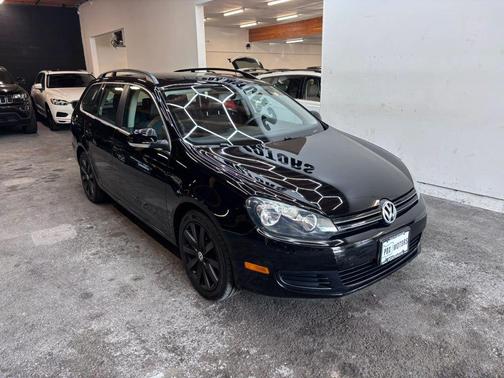 Black Uni 2012 Volkswagen Jetta SportWagen TDI