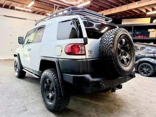 2007 Toyota FJ Cruiser Base