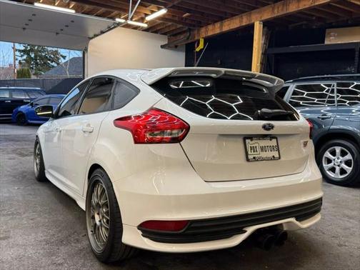 2016 Ford Focus ST 