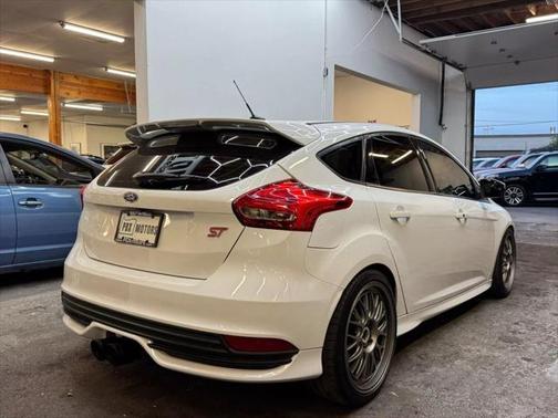 2016 Ford Focus ST 