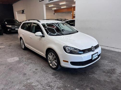 Candy White 2012 Volkswagen Jetta SportWagen TDI