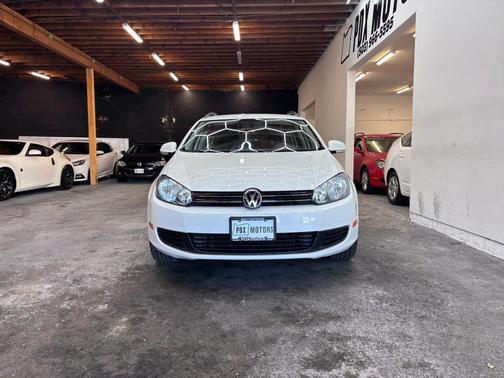 Candy White 2012 Volkswagen Jetta SportWagen TDI