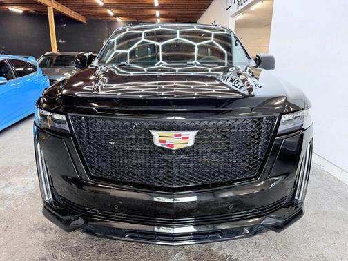 2022 Cadillac Escalade ESV Sport Platinum