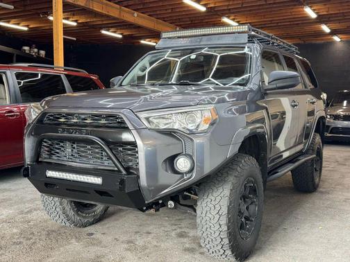 2016 Toyota 4Runner SR5
