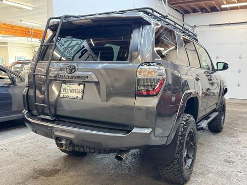 2016 Toyota 4Runner SR5