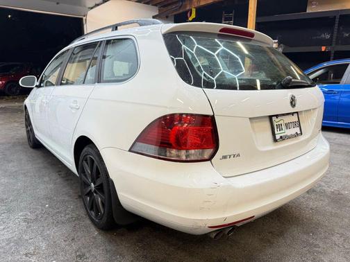 2014 Volkswagen Jetta SportWagen DSG TDI w/Sunroof