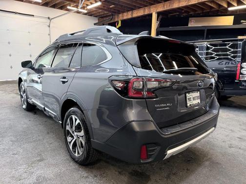 2021 Subaru Outback Touring