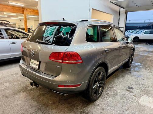 2013 Volkswagen Touareg TDI Executive