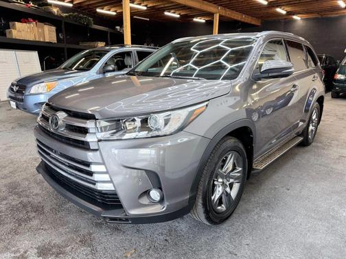 2017 Toyota Highlander Limited Platinum