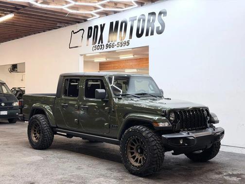 2021 Jeep Gladiator Willys 4x4