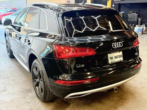 2018 Audi Q5 2.0T Premium Plus