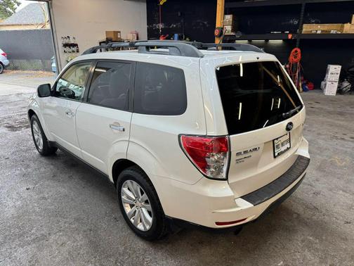 2011 Subaru Forester 2.5 X Premium