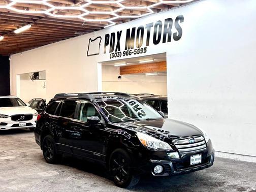 Crystal Black Silica 2013 Subaru Outback 2.5i Premium