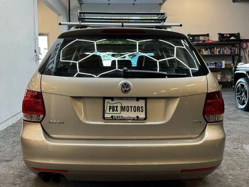 2012 Volkswagen Jetta SportWagen TDI