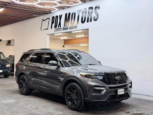 2020 Ford Explorer ST