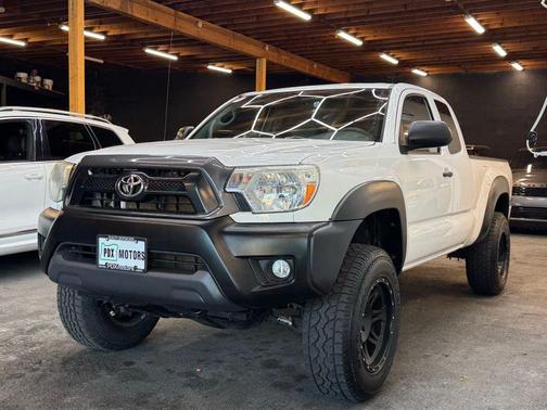 2014 Toyota Tacoma Base