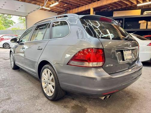2014 Volkswagen Jetta SportWagen DSG TDI w/Sunroof & Nav
