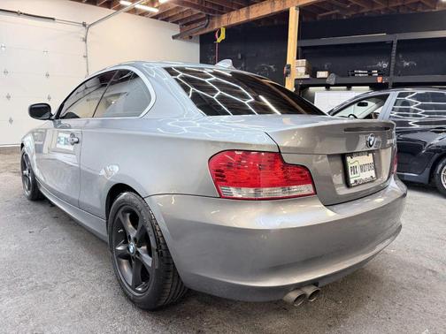 2011 BMW 128 128i Coupe 2D