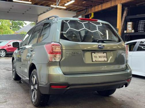 2017 Subaru Forester 2.5i