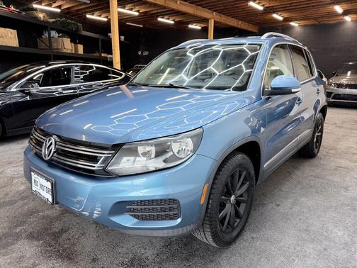 2017 Volkswagen Tiguan 2.0T Wolfsburg Edition