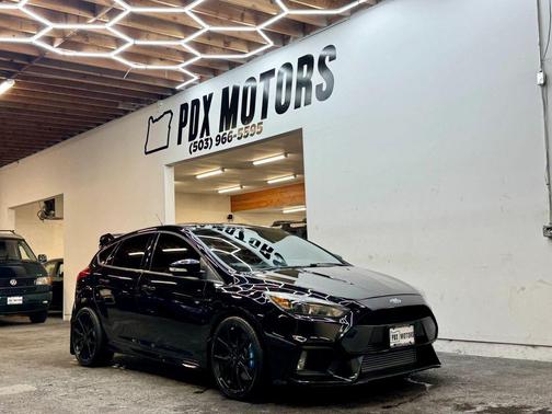 2017 Ford Focus RS Base