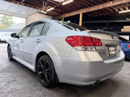 2013 Subaru Legacy Limited