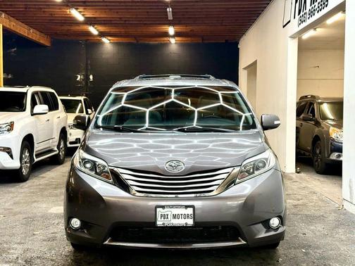 2015 Toyota Sienna Limited