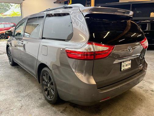 2015 Toyota Sienna Limited