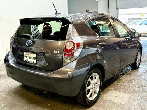 2012 Toyota Prius c Four