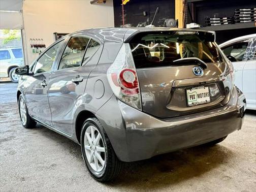 2012 Toyota Prius c Four